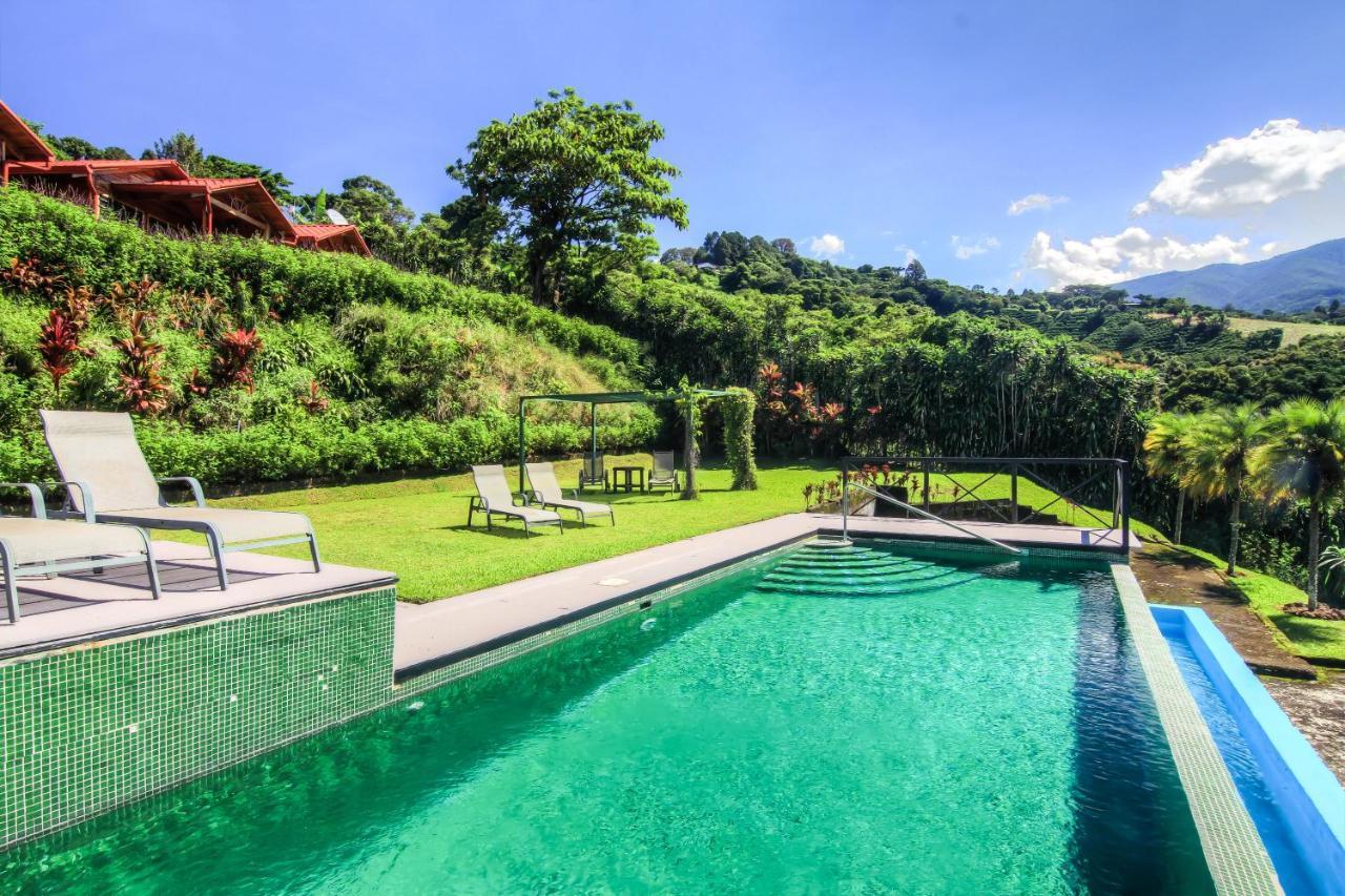 Hotel Mango Valley Grecia Dış mekan fotoğraf